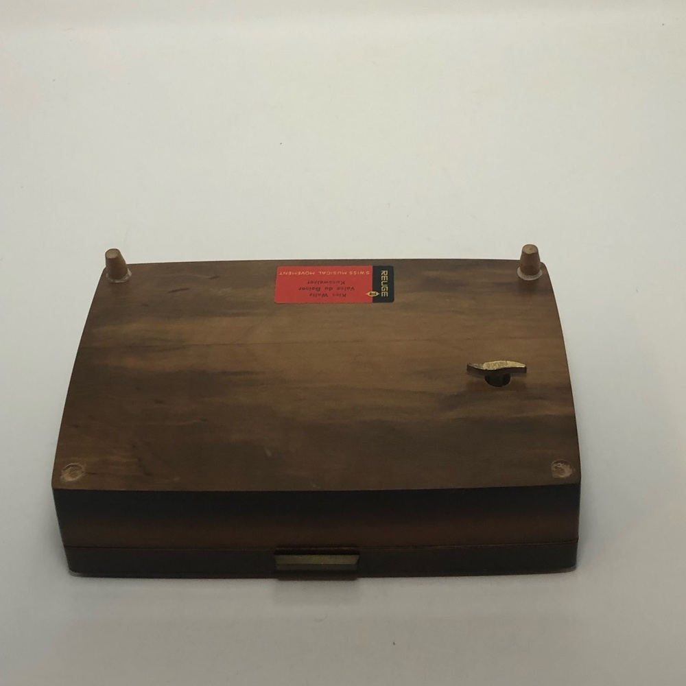 Music Box - Picture 2 of 6